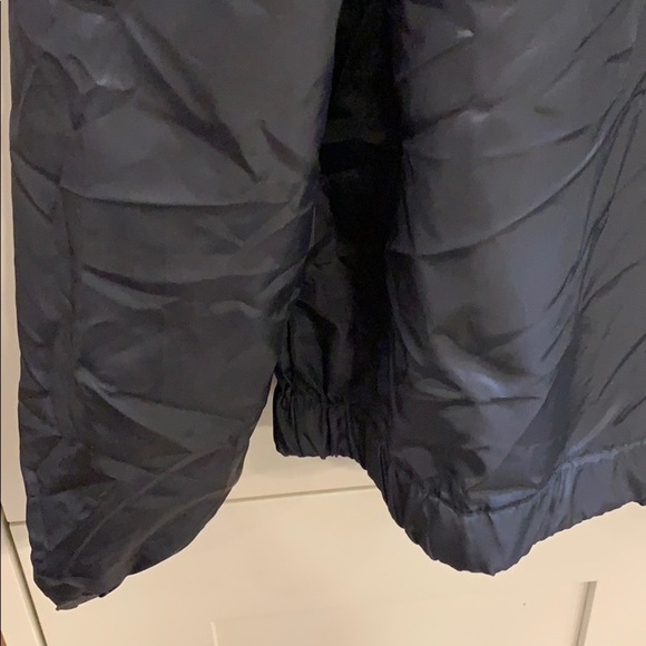 Bench Pretender windbreaker - size small - Picture 7 of 9